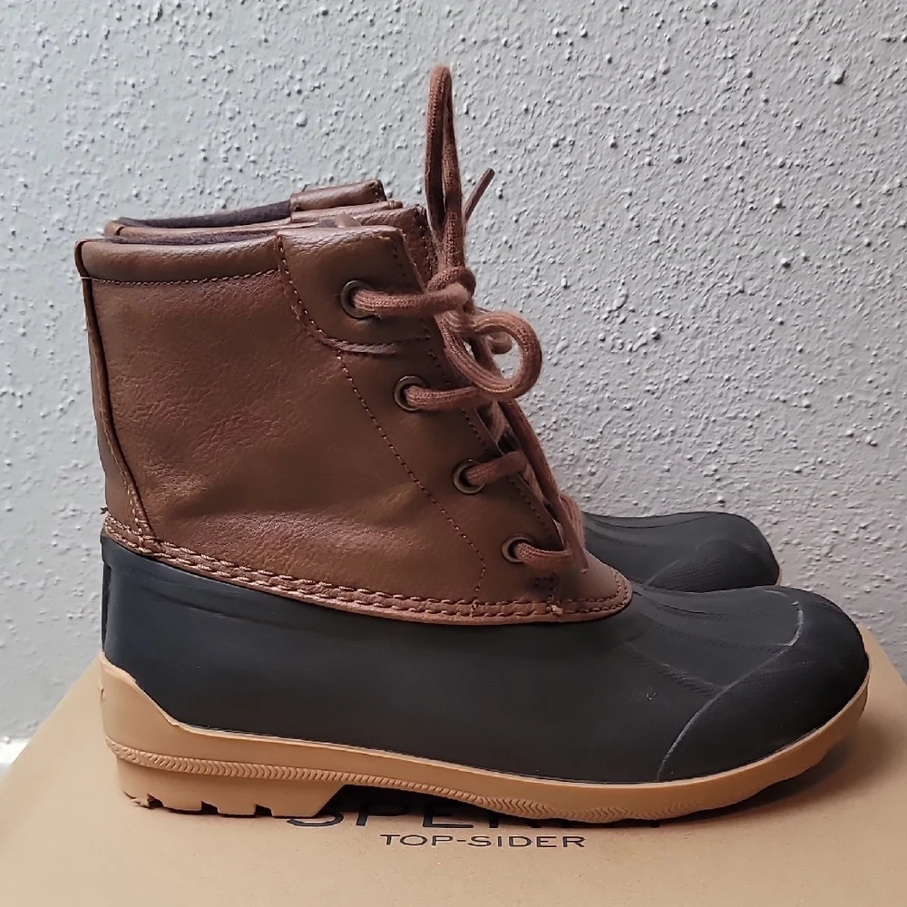Sperry Kids Tan and Black Port Boots Size 1
